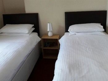 The City Inn Труро Экстерьер фото